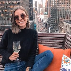 Meet your Posher, Alexandra